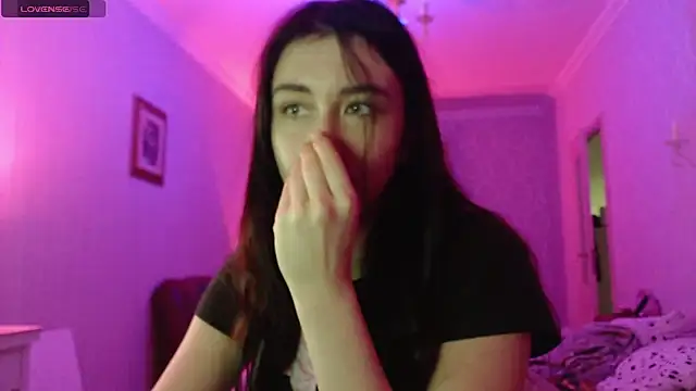 wooooooooooooooown Live XXX chat