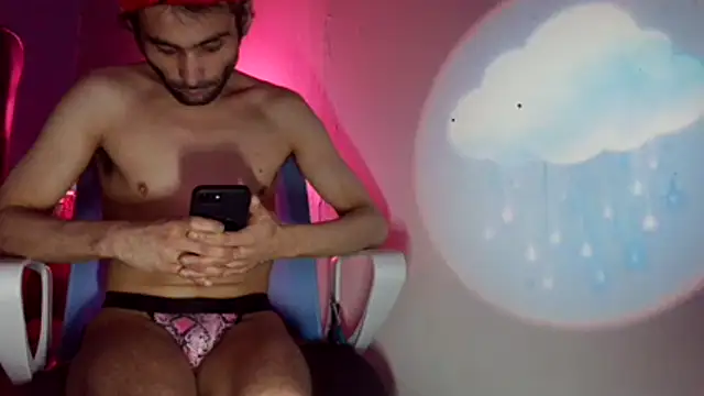 highinhtxx Chat XXX in diretta