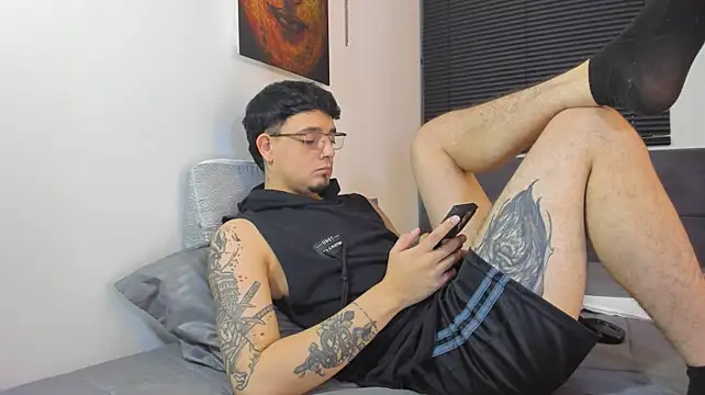 alejandro_calderon1 Live XXX-chat