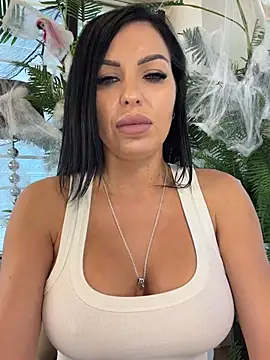 ReynaMorel Chat XXX in diretta