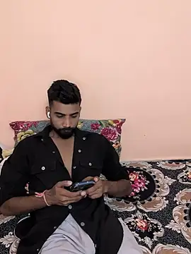 Chat +18 de bisexual_yhh ao vivo