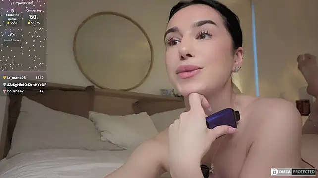 ShyColette Adlı Modelin Canlı XXX Sohbeti
