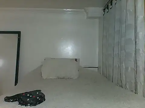 Živý XXX chat Lunamontii_