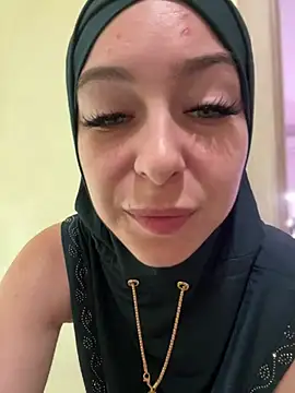 LynaFrostn Live XXX chat