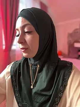 دردشة LynaFrost الجنسية المباشرة