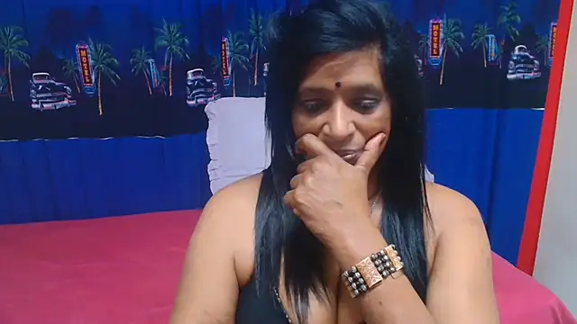 Chatroom XXX en direct de INDIANFUSION