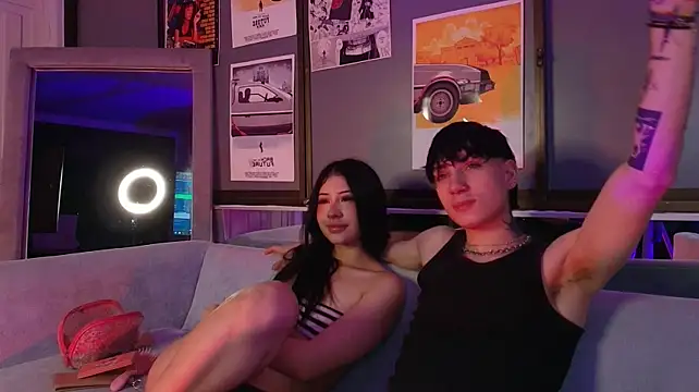 Chatroom XXX en direct de kittyydoll_