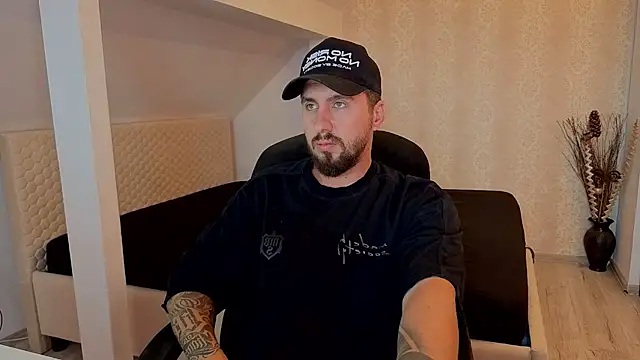 LoganStroudn Live XXX chat