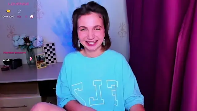 XXX chat uživo modela KindHazelHere_