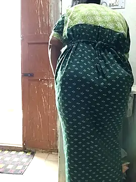 แชท XXX สดของ Tamil_Rithika_hot