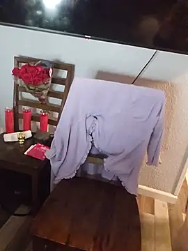 צ'אט XXX בשידור חי של ScarletsWeb