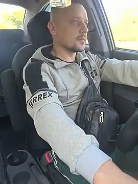XXX chat uživo modela DanielOhCool
