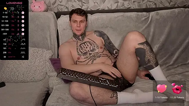 צ'אט XXX בשידור חי של Lechery_boy