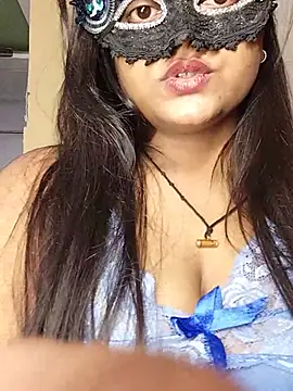 Chat XXX ao vivo de Laxmi_89