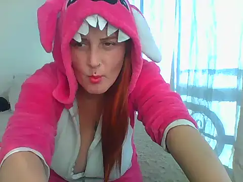 Lunamontii_ Live XXX-chat