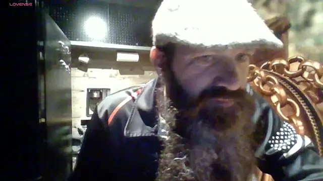 sit-on-my-beard Adlı Modelin Web Kamerası Şovu