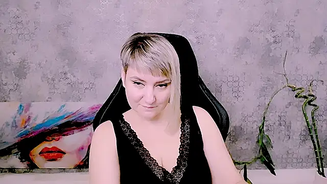Djullia's Live XXX Chat