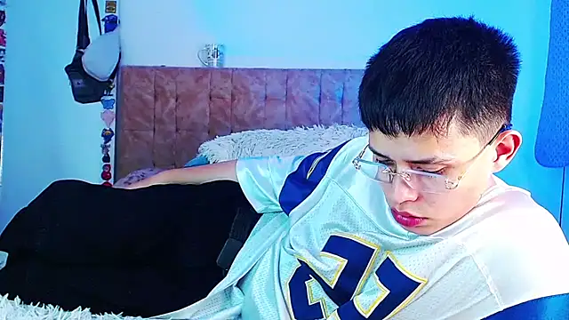 _justinmoon2 élő XXX-chatje