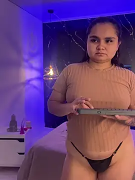 دردشة TifanyRoseX الجنسية المباشرة