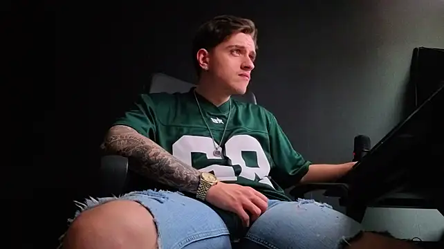 FelixStarkk – Naživo XXX chat