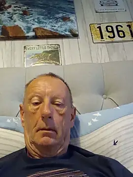 degsyjohn XXX чат на живо