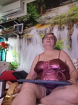 QueenPammy1 现场XXX聊天