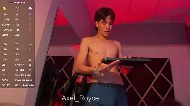 XXX chat uživo modela Axel_Royce