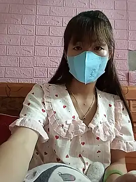 AmyLinee01 现场XXX聊天