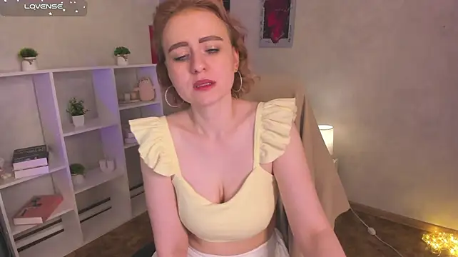 XXX chat uživo modela Shiny_Liss