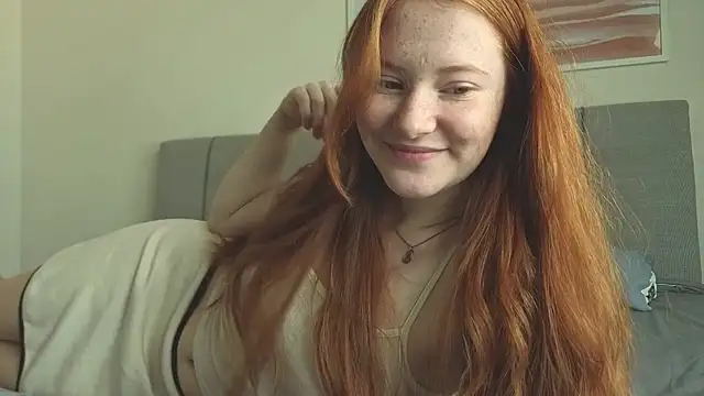 FiaMoor's Live XXX Chat