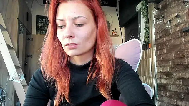 karo123421's Live XXX Chat
