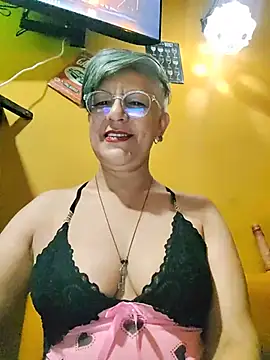 illona71n Live XXX chat