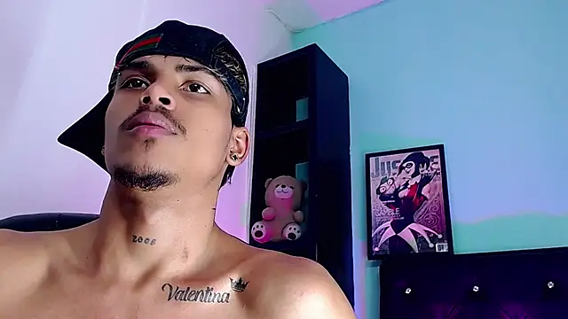 Angel_foxc13のライブXXXチャット
