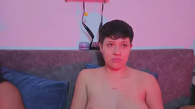Chat XXX en directo de violet_casper1