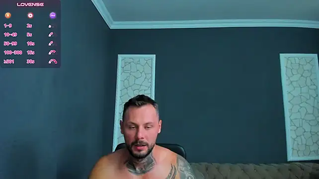 BrianHunts live XXX chat