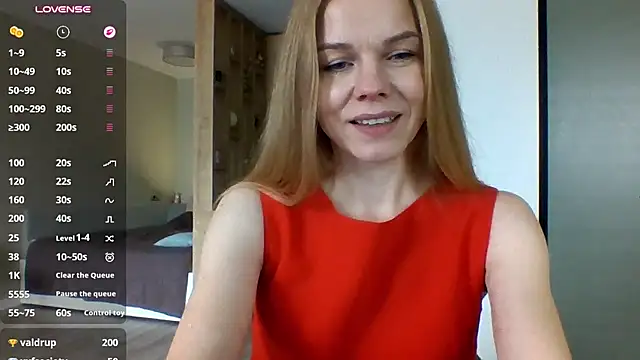 XXX chat uživo modela TinaDiamond