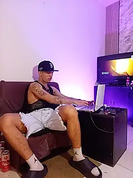 HannibalLester Live XXX-chat