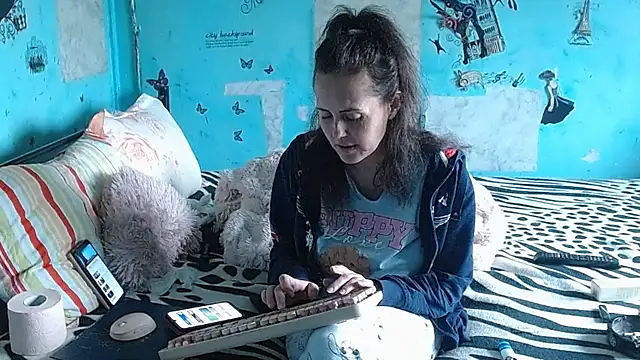 brighteyes77: онлайн-секс-чат