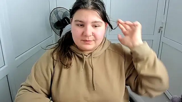 PhoenixFly Live XXX Chat