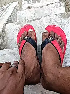 Živý XXX chat BigFeet96