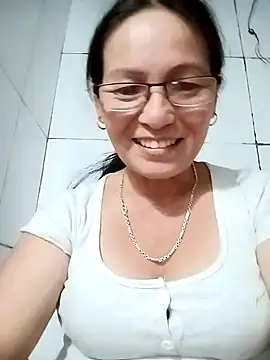 XXX chat uživo modela Sexy_cum123