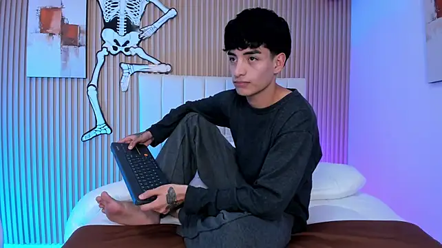 Онлайн чат XXX Filiph_Sterliing