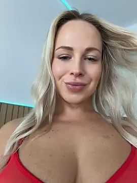 streetdoll's Live XXX Chat