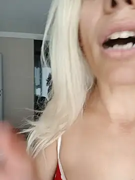 Sweet_xxBuse Adlı Modelin Canlı XXX Sohbeti