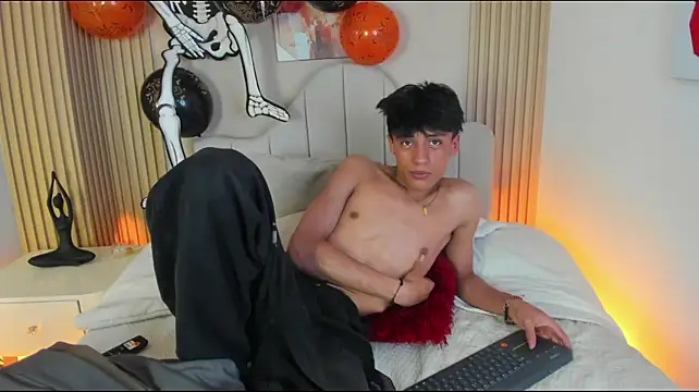 Chat +18 de Im_Tian_ ao vivo