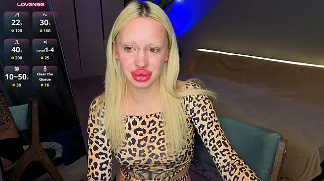 Luna_Beverly live XXX chat