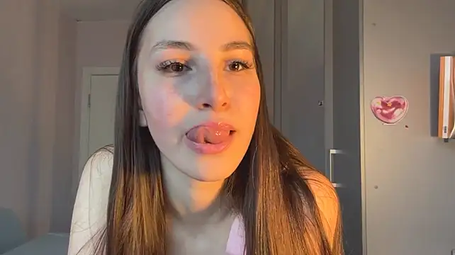 Chatroom XXX en direct de IngaNimon