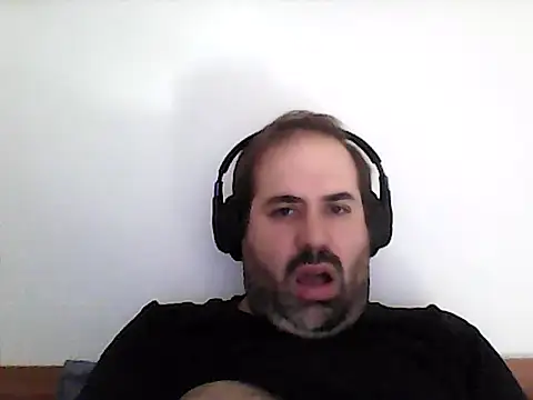 BeMy_Master Adlı Modelin Canlı XXX Sohbeti
