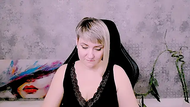 XXX chat uživo modela Djullia
