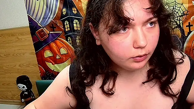 NeonilaLisova's Live XXX Chat